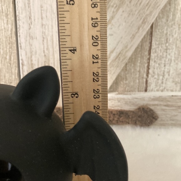 Copy—Ceramic Light Up Bat - Picture 8 of 8